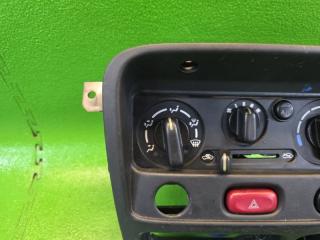 Блок климат-контроля SUZUKI SWIFT HT81S M15A 73823-70H0 2 ракурс Блок климат-контроля SUZUKI SWIFT HT81S M15A 73823-70H0 2 ракурс