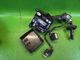 Блок предохранителей TOYOTA RAIZE A200A 1KR-VET 82661-B2540, 82641-B2040-H 3 ракурс
