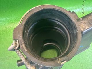 Патрубок воздушного фильтра LEXUS RX330 MCU33 3MZ-FE 17882-20161 17881-20130, 17893-20080 2 ракурс