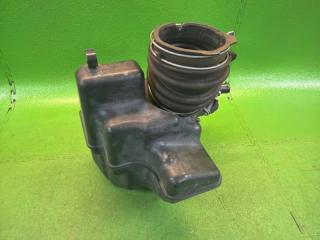 Патрубок воздушного фильтра LEXUS RX330 MCU33 3MZ-FE 17882-20161 17881-20130, 17893-20080 4 ракурс