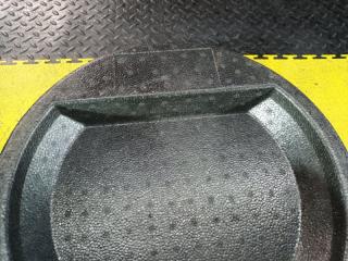 Ящик в багажник TOYOTA YARIS CROSS MXPB10 M15A-FKS 64777-10020 2 ракурс