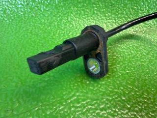 Датчик abs правый передний SUZUKI SX4 S-CROSS YA22S M16A 56210-61M01 2 ракурс
