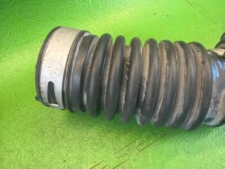 Патрубок воздушного фильтра DAIHATSU ROCKY A200S 1KR-VET 17881-B1140 2 ракурс