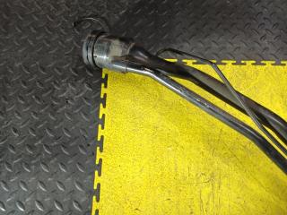 Горловина топливного бака LEXUS RX330 MCU33 3MZ-FE 77210-48100 2 ракурс