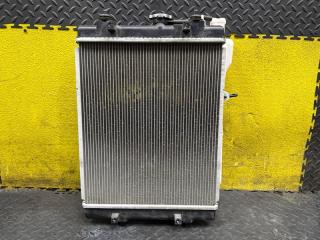 Радиатор TOYOTA TANK M900A 1KR-FE ,16400-B1460 16360-B1060 ,16400-B1460 16360-B1060 1 ракурс Радиатор TOYOTA TANK M900A 1KR-FE ,16400-B1460 16360-B1060 ,16400-B1460 16360-B1060 1 ракурс
