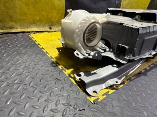 Батарея высоковольтная TOYOTA PRIUS ALPHA ZVW41 2ZR-FXE G9510-76010, G9280-76010 5 ракурс