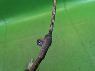 Тросик ручника правый задний TOYOTA IST NCP60 2NZ-FE 46430-52010 2 ракурс