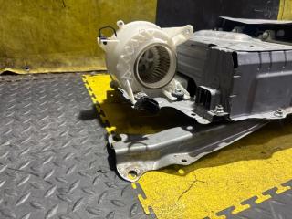 Батарея высоковольтная TOYOTA PRIUS ZVW30 2ZR-FXE G9510-47060, G9280-47080 4 ракурс