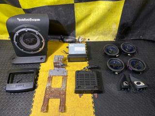Сабвуфер MITSUBISHI OUTLANDER CW5W 4B12 1 ракурс