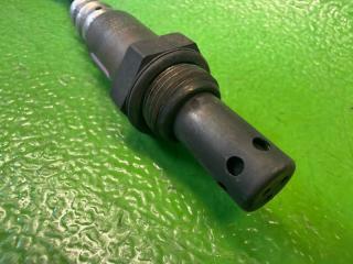 Лямбда-зонд LEXUS RX330 MCU33 3MZ-FE 89465-48170 2 ракурс