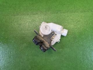 Замок 5-й двери задний TOYOTA AQUA NHP10 1NZ-FXE 69350-52391 2 ракурс Замок 5-й двери задний TOYOTA AQUA NHP10 1NZ-FXE 69350-52391 2 ракурс