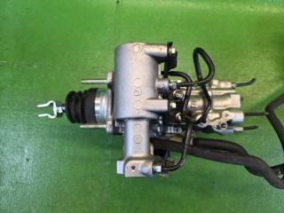 Главный тормозной цилиндр TOYOTA ESQUIRE ZWR80 2ZR-FXE 4705028010, 47210-28070 3 ракурс