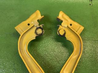 Петля капота TOYOTA FJ CRUISER GSJ15 1GR-FE 53410-35110 53420-35100, 2JU 3 ракурс