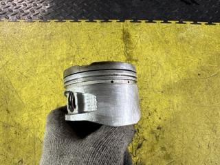 Поршень TOYOTA MARK II JZX100 1JZ-GTE 13101-88410 4 ракурс