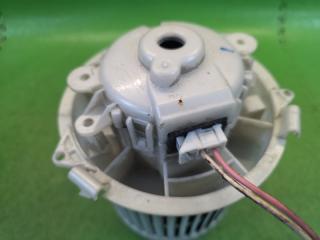 Мотор печки NISSAN NOTE HE12 HR12-DE 27226-1HD0B 2 ракурс