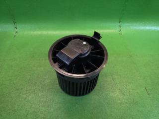 Мотор печки NISSAN LEAF ZE1 EM57 27226-1FC0B, T1011657J 1 ракурс Мотор печки NISSAN LEAF ZE1 EM57 27226-1FC0B, T1011657J 1 ракурс