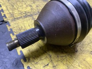 Привод левый передний VOLKSWAGEN T-CROSS C1DKR DKRF 2Q0407271BA, 2Q0407451KX 2 ракурс Привод левый передний VOLKSWAGEN T-CROSS C1DKR DKRF 2Q0407271BA, 2Q0407451KX 2 ракурс