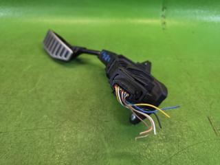 Педаль газа SUZUKI SWIFT ZC33S K14C 49400 67R01 3 ракурс Педаль газа SUZUKI SWIFT ZC33S K14C 49400 67R01 3 ракурс