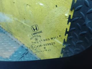 Стекло лобовое HONDA VEZEL RU3 LEB 73111-T7A-Z32 2 ракурс