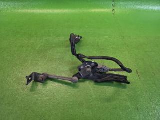 Датчик уровня кузова задний HONDA VEZEL RU3 LEB 33146-T5A-J01 3 ракурс