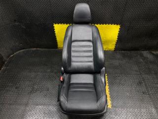 Сиденья комплект переднее LEXUS IS300H AVE30 2AR-FSE 2 ракурс