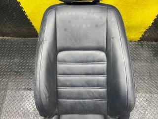 Сиденья комплект переднее LEXUS IS300H AVE30 2AR-FSE 4 ракурс
