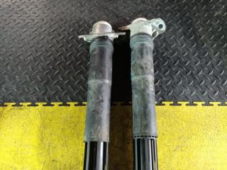 Амортизатор задний VOLKSWAGEN GOLF AUCJZ CJZA 5Q0513049CQ 3 ракурс Амортизатор задний VOLKSWAGEN GOLF AUCJZ CJZA 5Q0513049CQ 3 ракурс