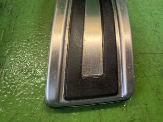 Накладка на педаль VOLKSWAGEN GOLF AUCJSF CJSB 5Q0723131A, 5Q2721647A 2 ракурс Накладка на педаль VOLKSWAGEN GOLF AUCJSF CJSB 5Q0723131A, 5Q2721647A 2 ракурс