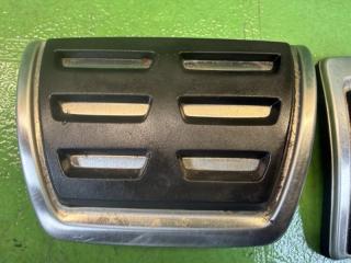 Накладка на педаль VOLKSWAGEN GOLF AUCJSF CJSB 5Q0723131A, 5Q2721647A 4 ракурс Накладка на педаль VOLKSWAGEN GOLF AUCJSF CJSB 5Q0723131A, 5Q2721647A 4 ракурс