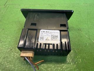Вход usb VOLKSWAGEN T-CROSS C1DKR DKRF 2G6035954 2 ракурс Вход usb VOLKSWAGEN T-CROSS C1DKR DKRF 2G6035954 2 ракурс