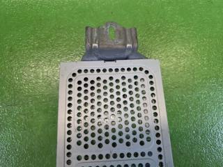 Усилитель звука LEXUS IS300H AVE30 2AR-FSE 86280-53190 2 ракурс
