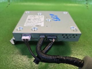 Электронный блок HONDA VEZEL RU3 LEB 39108-TVA-J01-M1 4 ракурс
