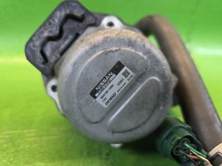 Помпа инвертора NISSAN SERENA HFC27 HR12-DE 215805TP0A, 064100-1490 3 ракурс