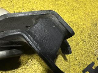 Подушка акпп TOYOTA FJ CRUISER GSJ15 1GR-FE 12371-31050, 12371-31051 4 ракурс