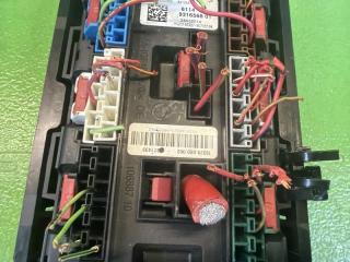 Блок предохранителей BMW X5 F15 N55B30 9265835 3 ракурс