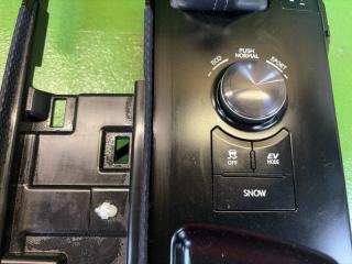 Консоль кпп LEXUS IS300H AVE30 2AR-FSE 58822-53080, 58804-53390, 58821-53320 3 ракурс Консоль кпп LEXUS IS300H AVE30 2AR-FSE 58822-53080, 58804-53390, 58821-53320 3 ракурс