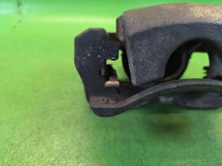 Суппорт левый передний TOYOTA PROBOX NCP165 1NZ-FE 47750-12B00 3 ракурс