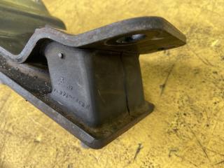 Подушка акпп TOYOTA LAND CRUISER HDJ101 1HD-FTE 12371-66050 5 ракурс