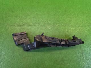 Крепление бампера левое переднее LEXUS IS300H AVE30 2AR-FSE 52636-53030 2 ракурс