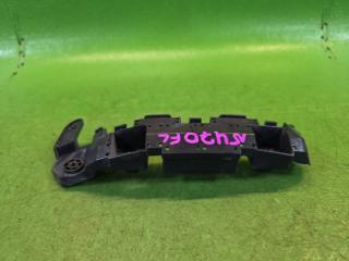Крепление бампера правое переднее HONDA VEZEL RU3 LEB 71193-T7A-J00 4 ракурс