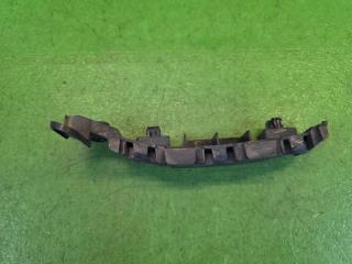 Крепление бампера правое переднее HONDA VEZEL RU3 LEB 71193-T7A-J00 5 ракурс