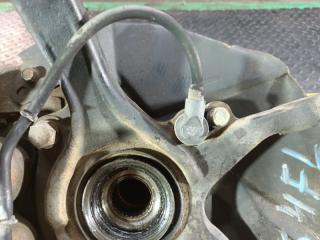 Ступица левая передняя MITSUBISHI DELICA PD6W 6G72 MB922057, MR151873 MB895730 MR205262 3 ракурс