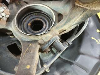 Ступица правая передняя TOYOTA HARRIER MHU38 3MZ-FE 43211-58020, 43502-28100,43502-28100 3 ракурс