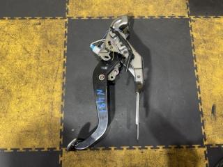 Педаль тормоза SUZUKI SWIFT ZC33S K14C 4 ракурс