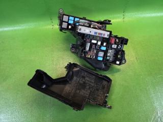 Блок предохранителей LEXUS IS300H AVE30 2AR-FSE 82662-53260, 82644-53010-A 2 ракурс