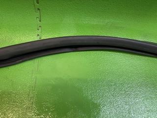 Уплотнитель стекла правый задний NISSAN SERENA HFC27 HR12-DE 82330-5TA0A 5 ракурс