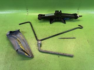 Домкрат SUBARU IMPREZA WRX GC8 EJ20K 1 ракурс Домкрат SUBARU IMPREZA WRX GC8 EJ20K 1 ракурс