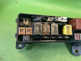 Блок предохранителей TOYOTA CELSIOR UCF30 3UZ-FE 82620-50070, 82622-50010 4 ракурс