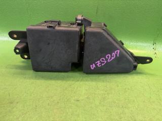 Блок предохранителей TOYOTA CROWN MAJESTA UZS207 3UZ-FE 82662-50070, 82662-50080 1 ракурс