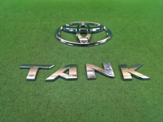 Эмблема задняя TOYOTA TANK M900A 1KR-FE 75442-B1240 4 ракурс Эмблема задняя TOYOTA TANK M900A 1KR-FE 75442-B1240 4 ракурс